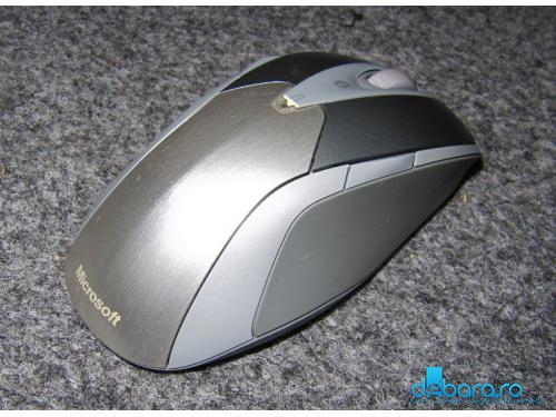 Microsoft Wireless Laser Mouse 8000 BlueTuth